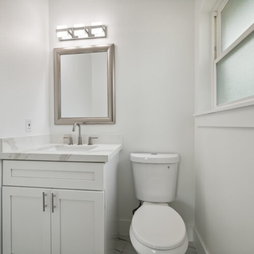 18-Cetti 4711 IMG 18 (Half Bath)